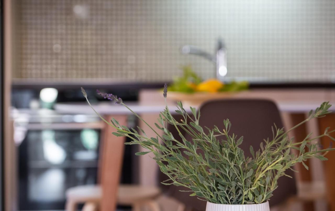 La Strada Apartment Lefkada City Bagian luar foto