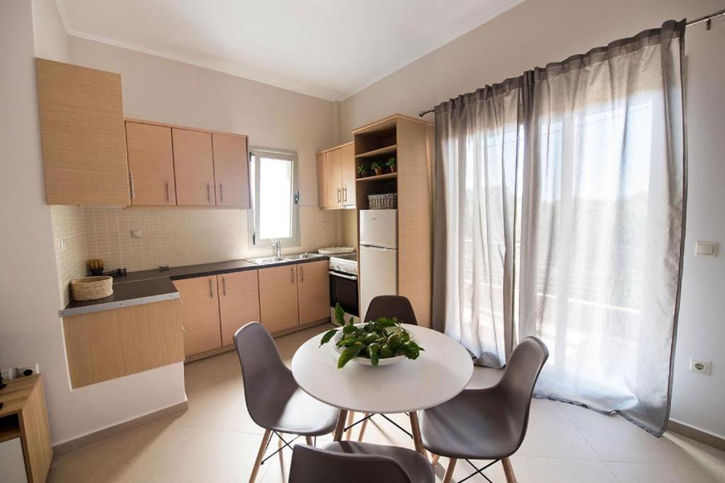 La Strada Apartment Lefkada City Bagian luar foto